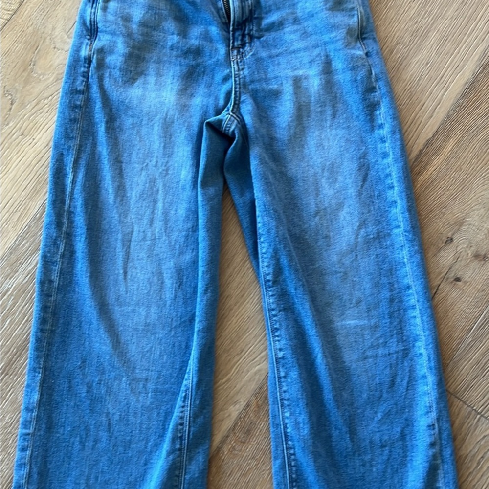 American Eagle Outfitters Blue wide leg stretch Jeans